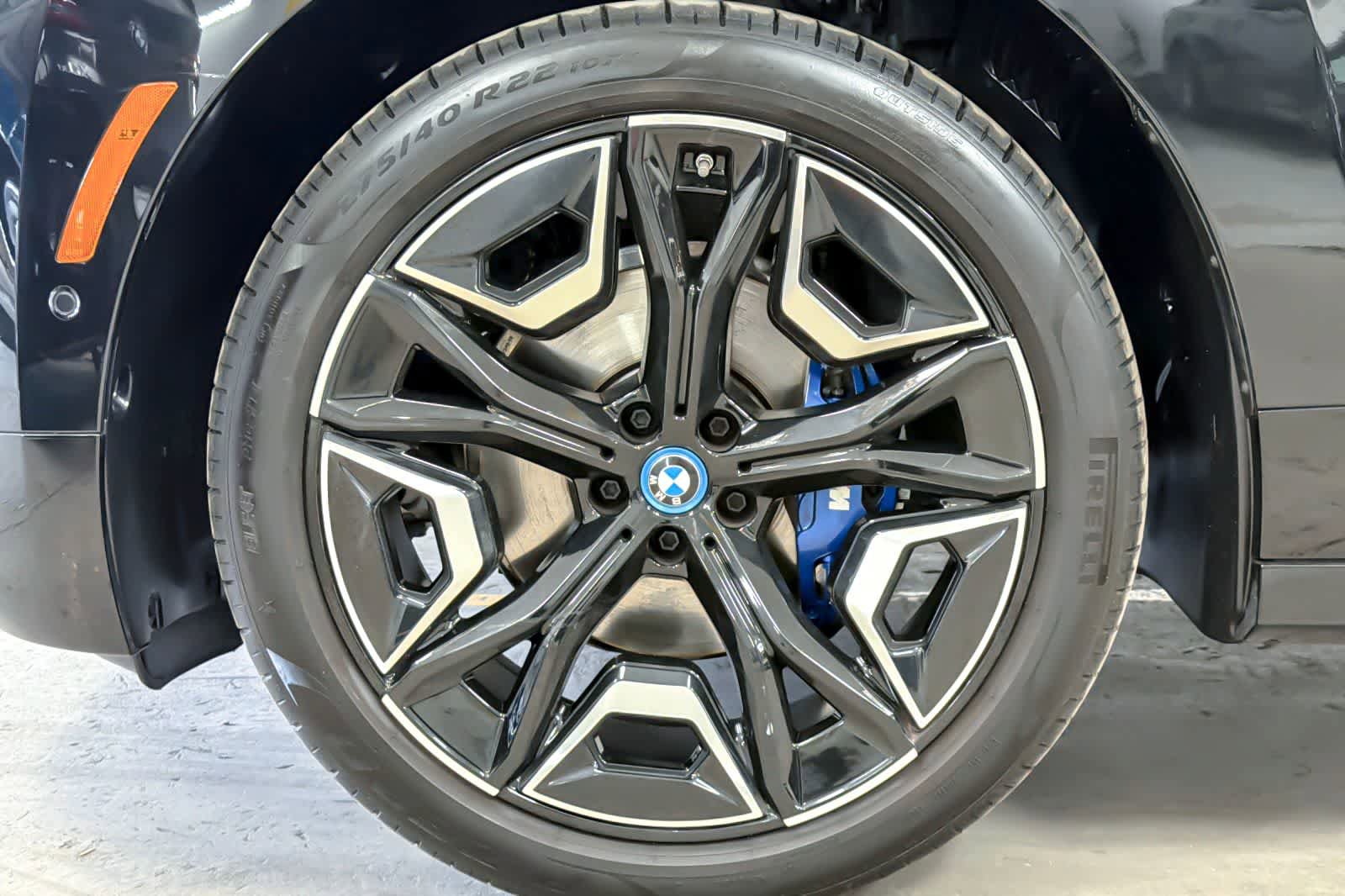 Used 2025 BMW iX M60 AWD/4WD image 27