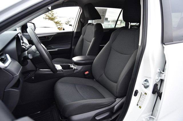 Used 2024 Toyota RAV4 LE image 18