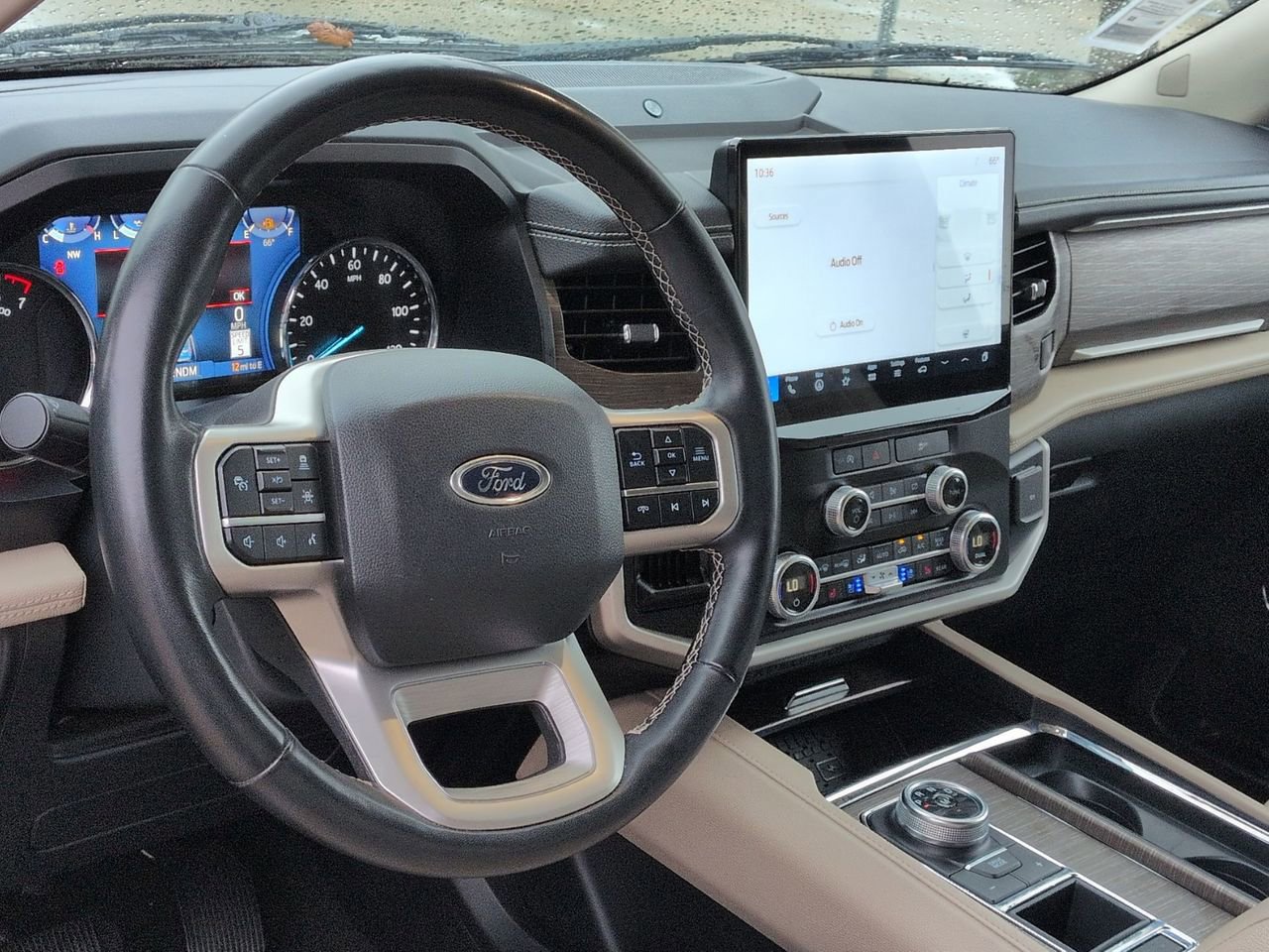 Used 2024 Ford Expedition Max Limited image 11