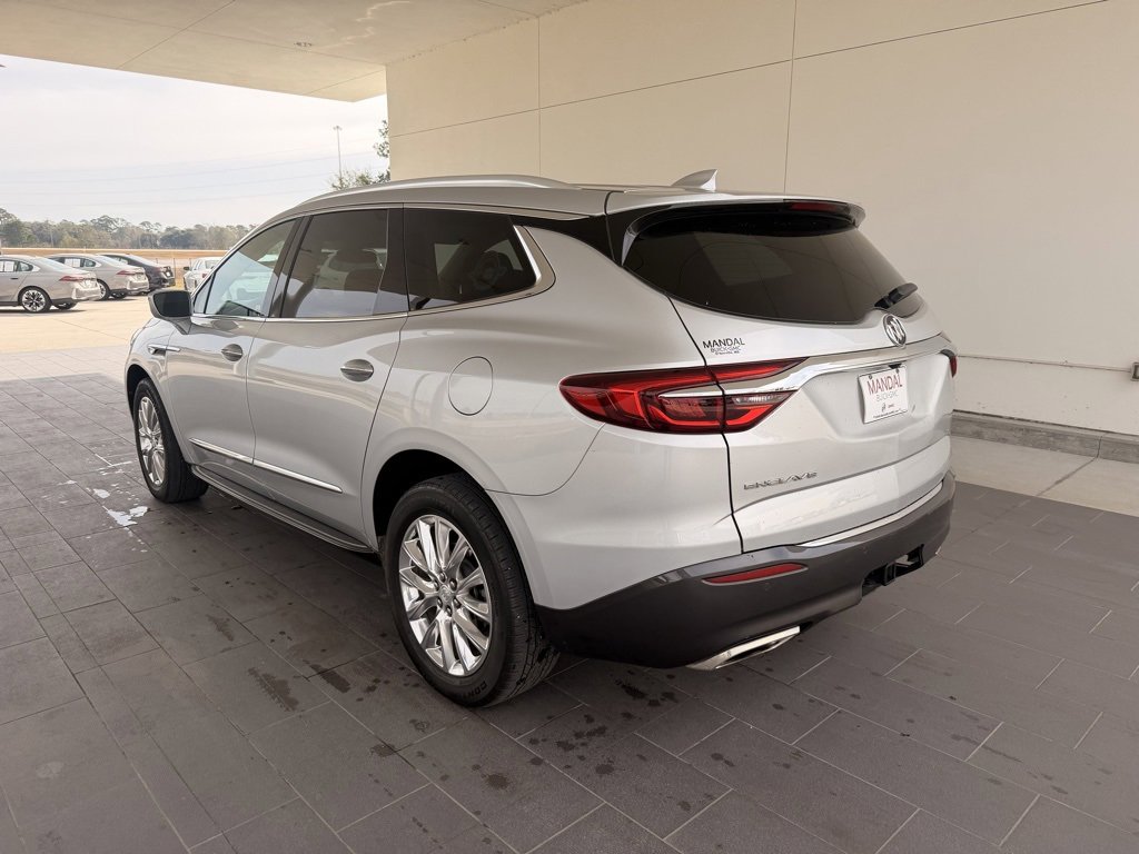 Used 2020 Buick Enclave Premium w/ Trailering Package, 5000 lbs. image 8