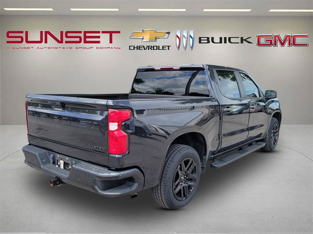 Used 2023 Chevrolet Silverado 1500 Custom AWD/4WD image 4