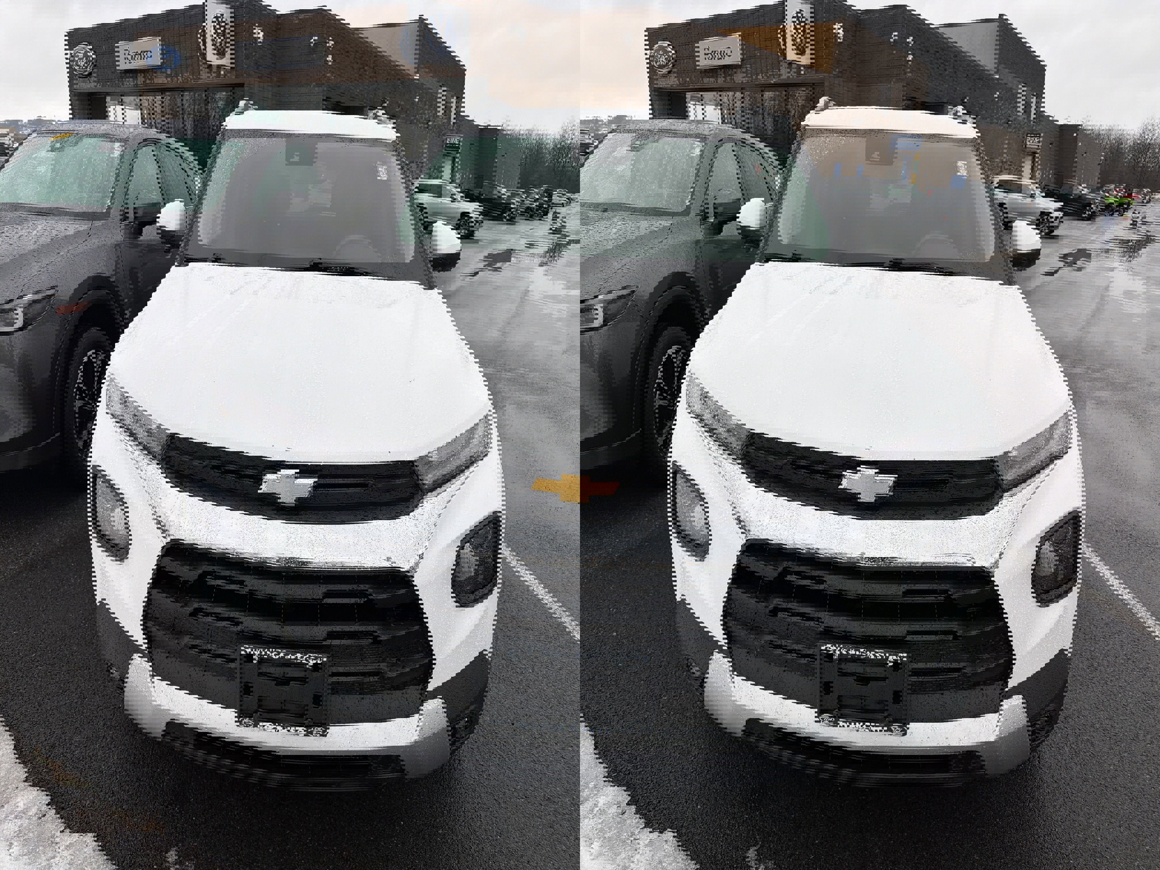 Used 2021 Chevrolet TrailBlazer LT w/ Convenience Package image 3