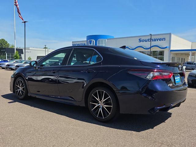 Used 2021 Toyota Camry SE FWD image 5