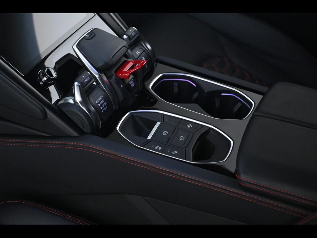 Used 2024 Lamborghini Urus S image 22