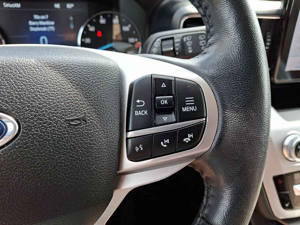 Used 2021 Ford Explorer XLT w/ Equipment Group 202A AWD/4WD image 21