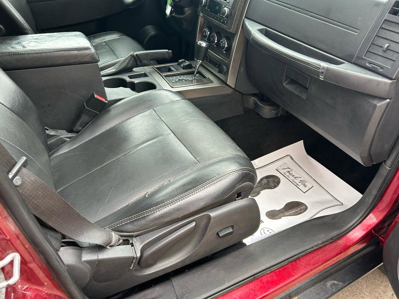 Used 2012 Jeep Liberty Limited Jet image 12