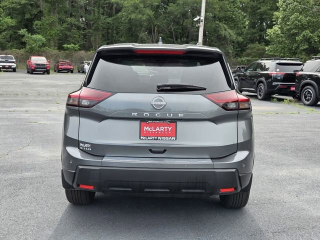 Used 2025 Nissan Rogue SV FWD image 4