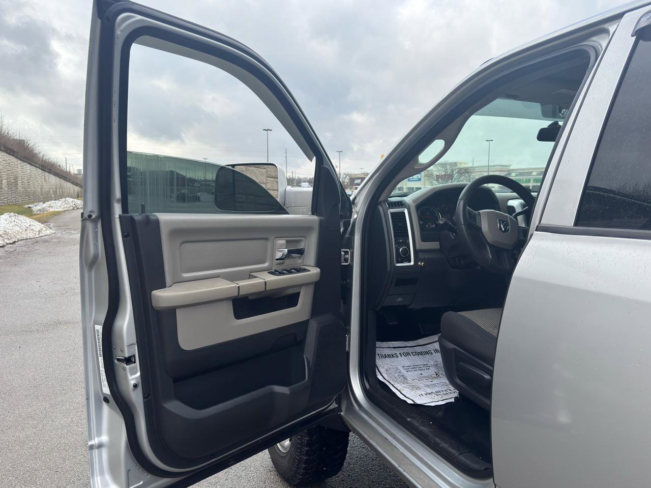 Used 2010 Dodge Ram 2500 Truck SLT AWD/4WD image 9