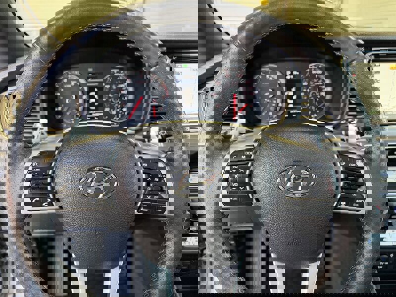 Used 2019 Hyundai Sonata Limited image 23