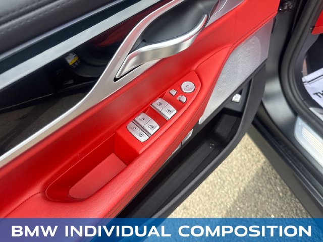 Used 2018 BMW M760i xDrive AWD/4WD image 12