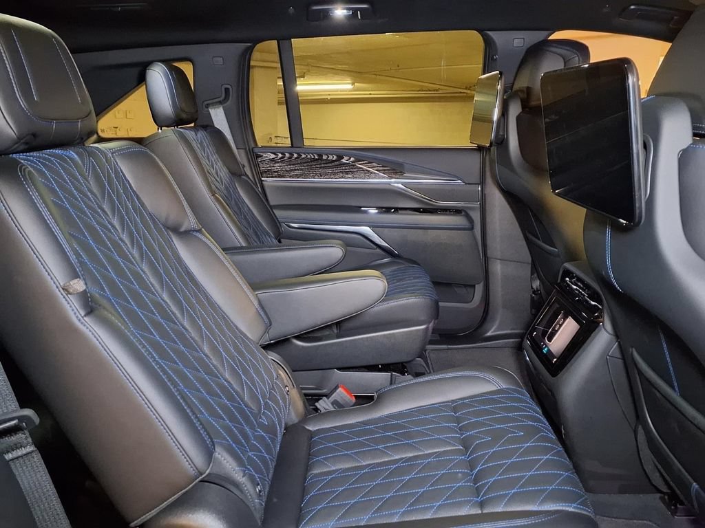 New 2026 Cadillac Escalade IQ Sport 1 AWD/4WD image 5