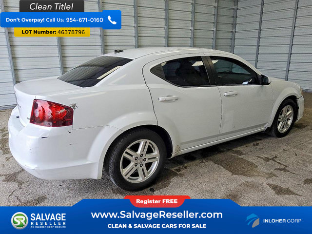Used 2013 Dodge Avenger SXT image 4