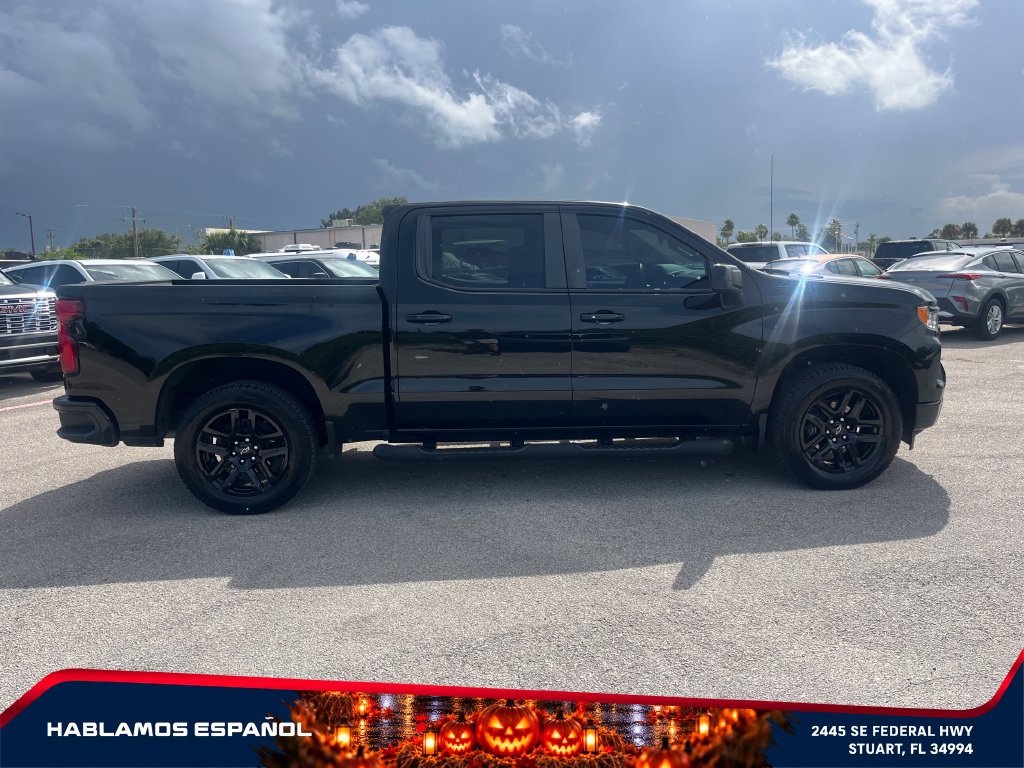 Used 2023 Chevrolet Silverado 1500 RST AWD/4WD image 4