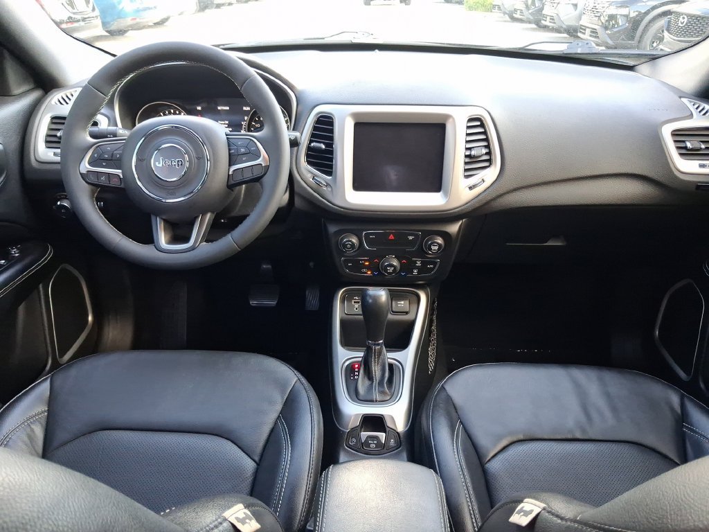 Used 2021 Jeep Compass Latitude FWD image 14