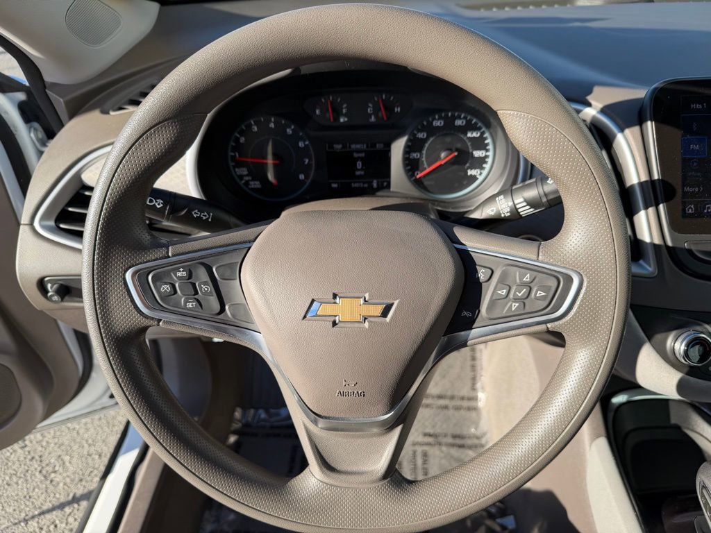 Used 2022 Chevrolet Malibu LT image 23