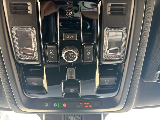 New 2026 Chevrolet Suburban High Country AWD/4WD image 37
