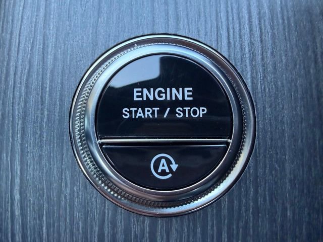 Used 2026 Mercedes-Benz C 300 4MATIC Sedan image 24