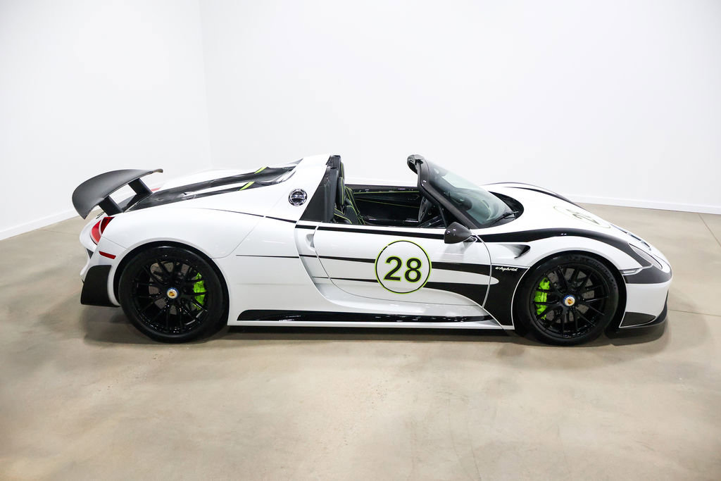 Used 2015 Porsche 918 Spyder image 82