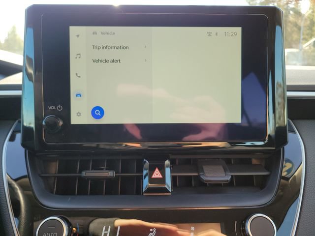 Used 2025 Toyota Corolla LE image 29