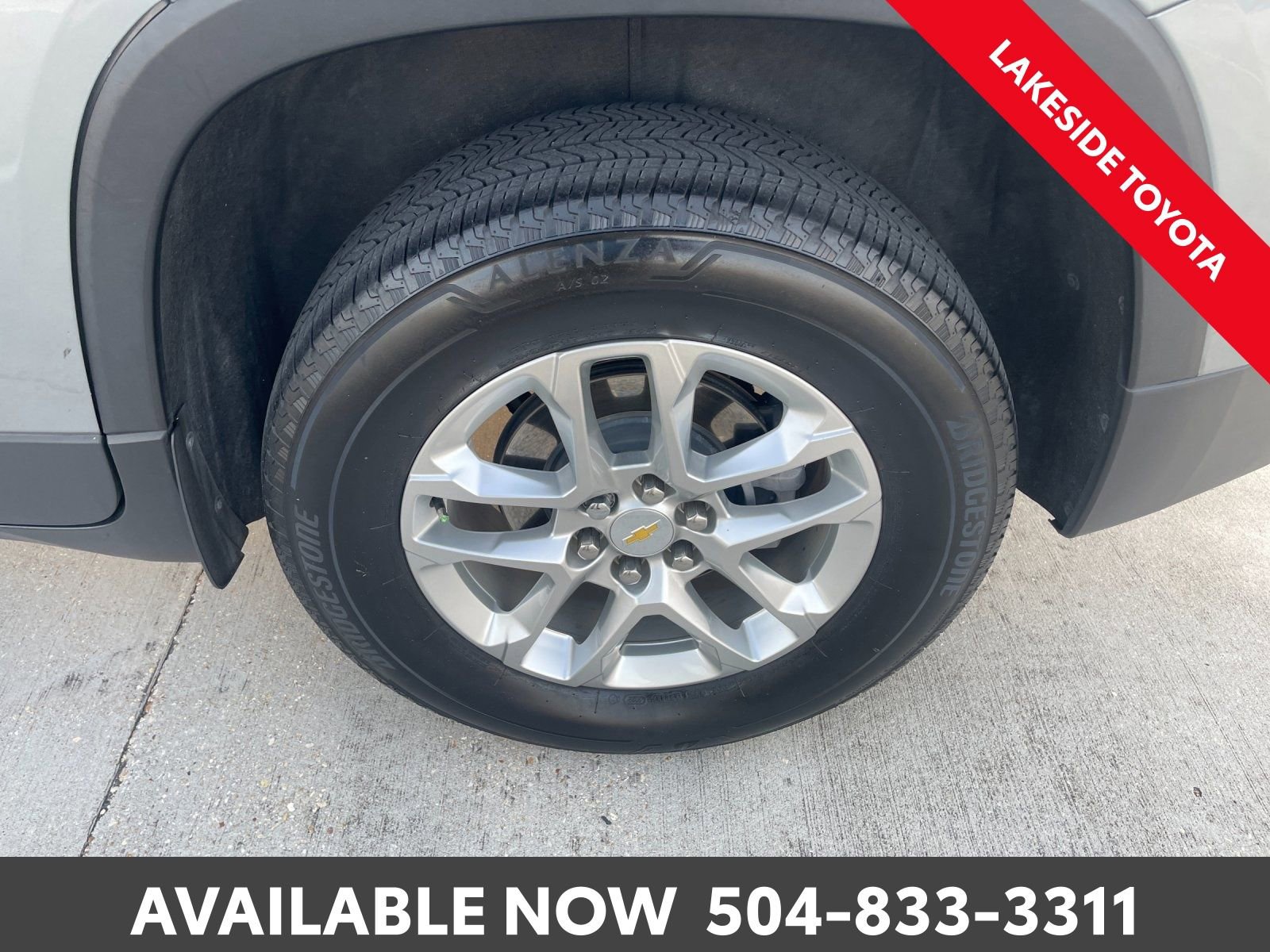 Used 2023 Chevrolet Traverse LS w/ Safety Package image 11