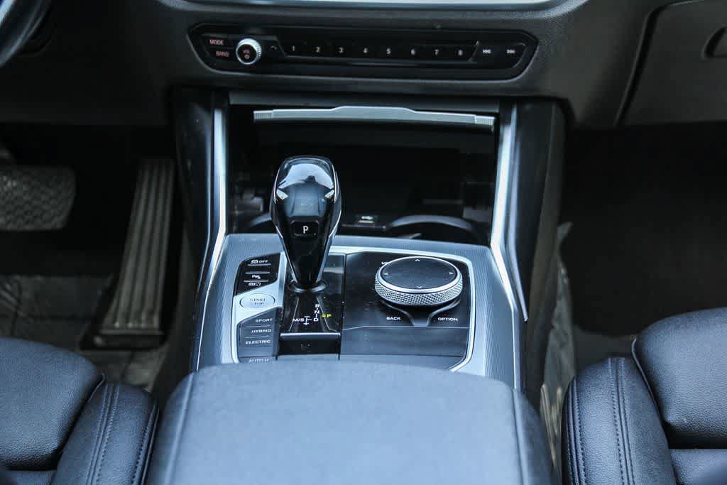 Used 2021 BMW 330e w/ Driving Assistance Package RWD image 14