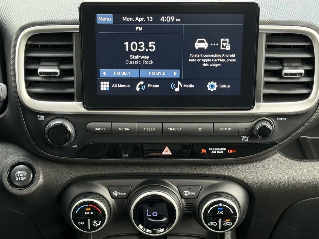 New 2026 Hyundai Venue SEL FWD image 21