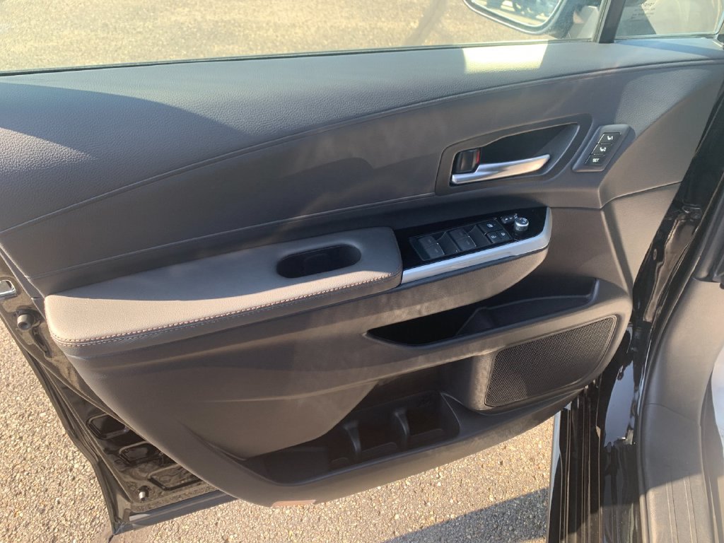 New 2026 Toyota Sienna Limited FWD image 11