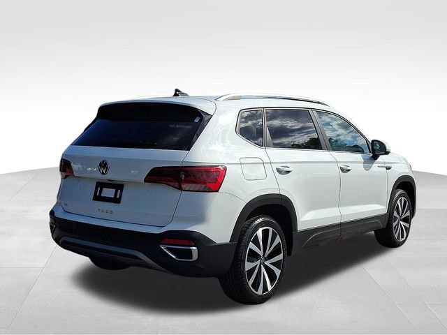 Used 2024 Volkswagen Taos SE FWD image 7