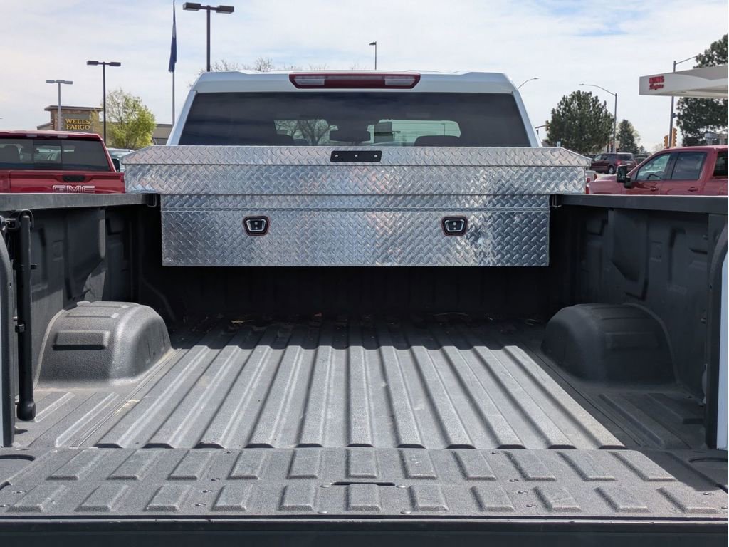 Used 2024 Chevrolet Silverado 2500 W/T w/ WT Convenience Package AWD/4WD image 32