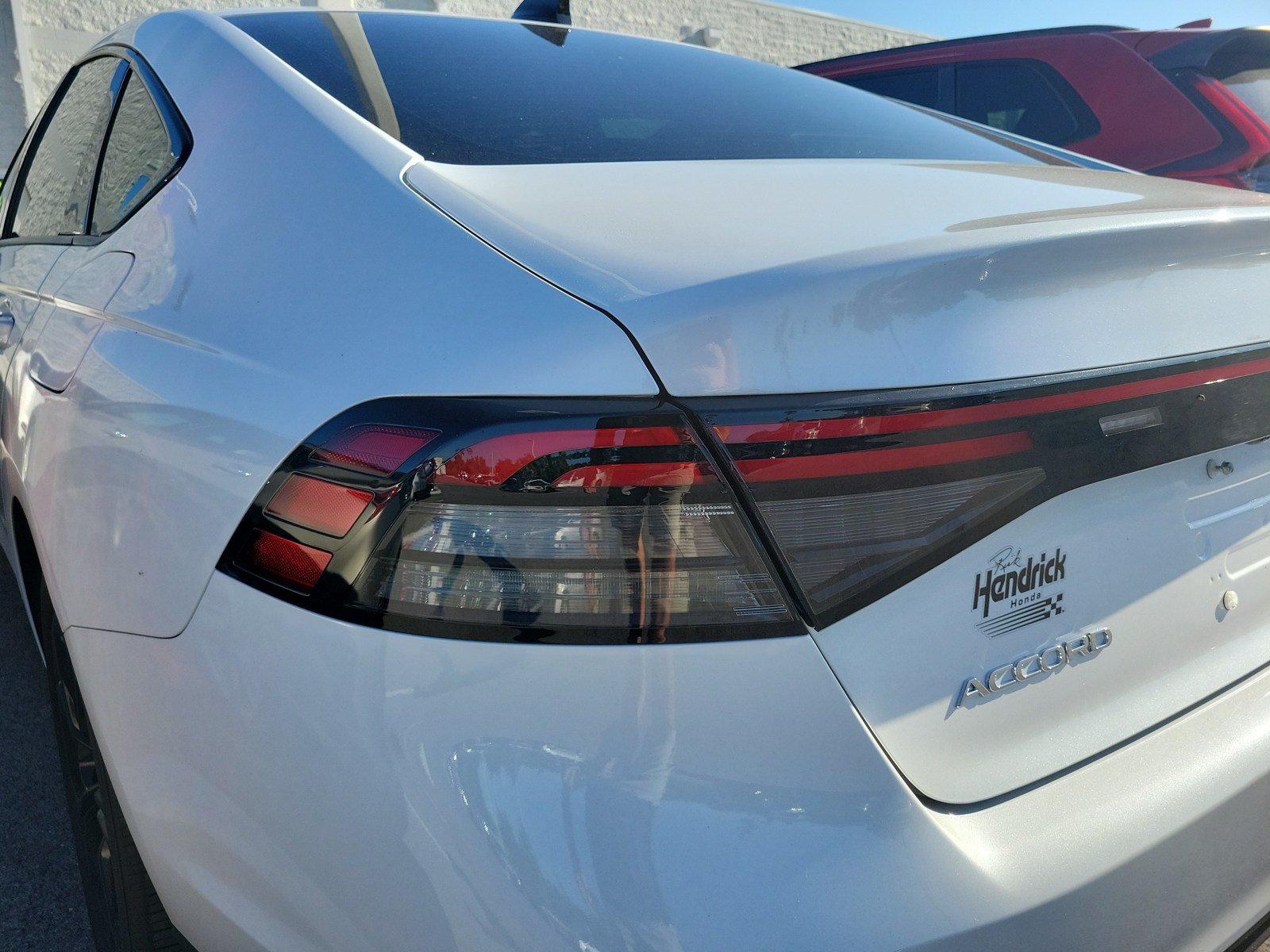 Used 2023 Honda Accord EX-L image 9