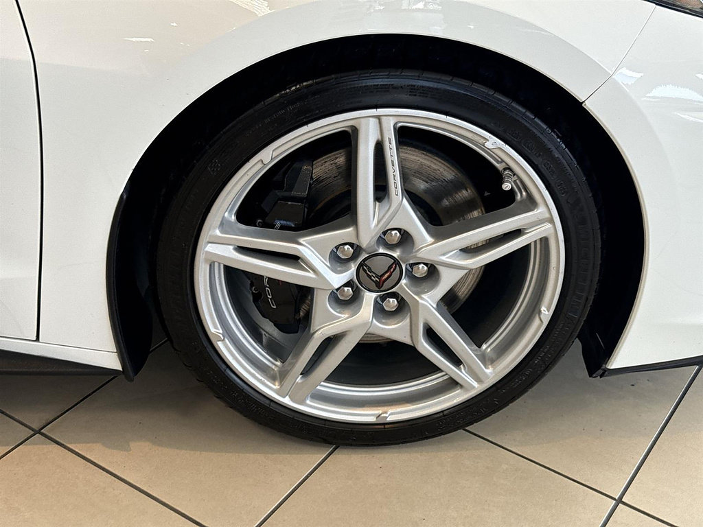 Used 2023 Chevrolet Corvette Stingray Premium Cpe w/ Z51 Performance Package RWD image 28