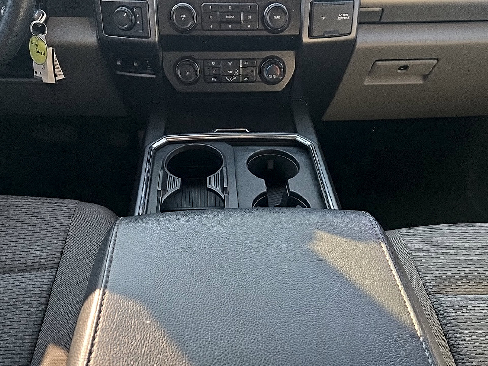 Used 2022 Ford F250 XLT w/ XLT Premium Package AWD/4WD image 20
