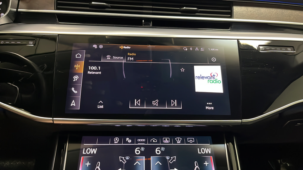 Used 2024 Audi A8 L 3.0T w/ Comfort Plus Package AWD/4WD image 29