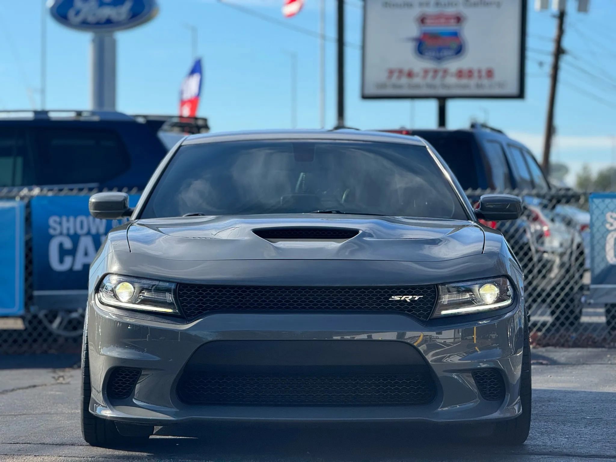 Used 2017 Dodge Charger SRT Hellcat image 3