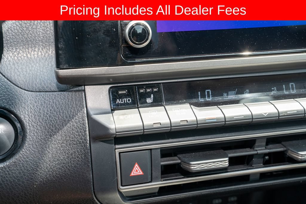 Used 2025 Toyota Camry LE w/ Convenience Package AWD/4WD image 13