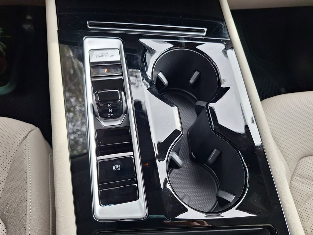 New 2026 Volkswagen Atlas SE image 18