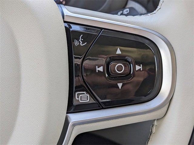 New 2025 Volvo XC60 B5 Plus w/ Climate Package image 29