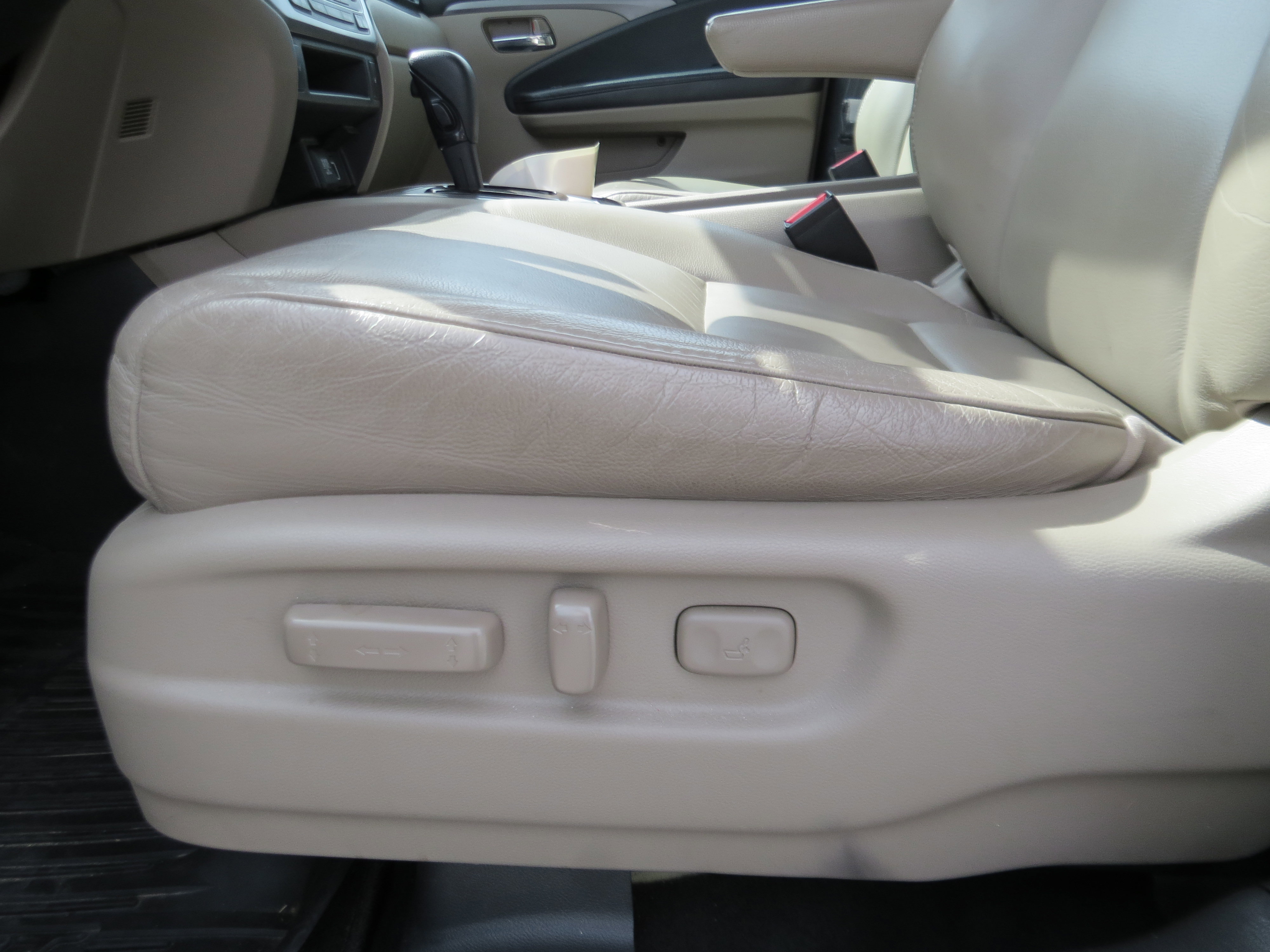 Used 2020 Honda Pilot EX-L image 18