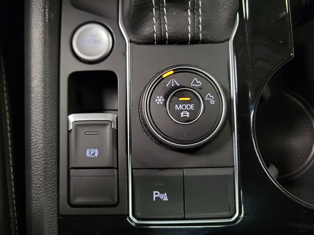 Used 2022 Volkswagen Atlas SEL image 16