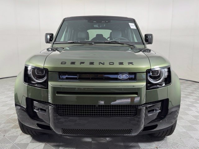 New 2026 Land Rover Defender 110 X-Dynamic SE AWD/4WD image 9