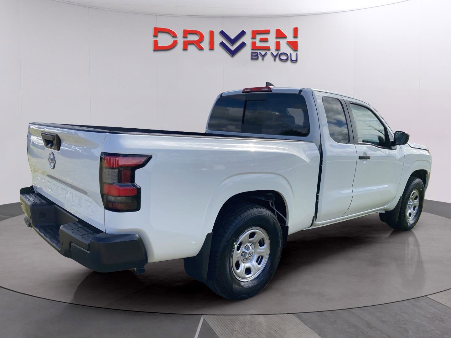 New 2026 Nissan Frontier S image 5