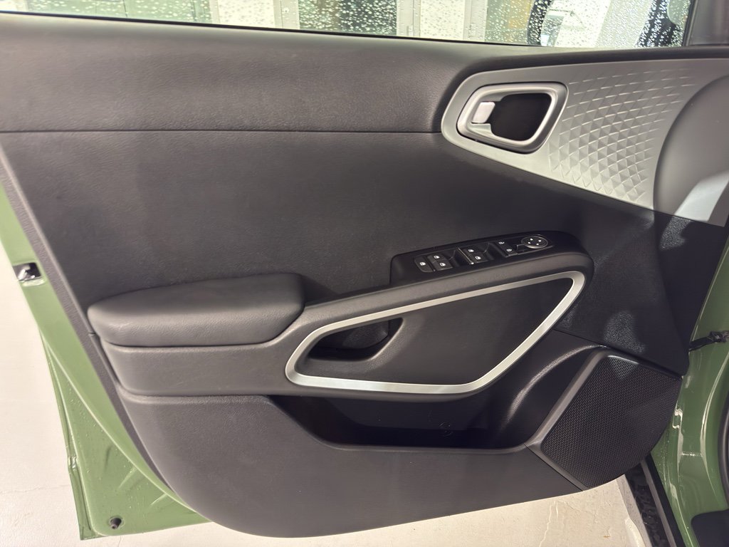 Used 2020 Kia Soul X-Line image 31