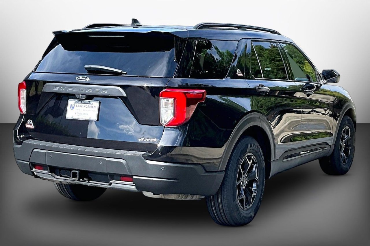 Used 2023 Ford Explorer Timberline AWD/4WD image 8