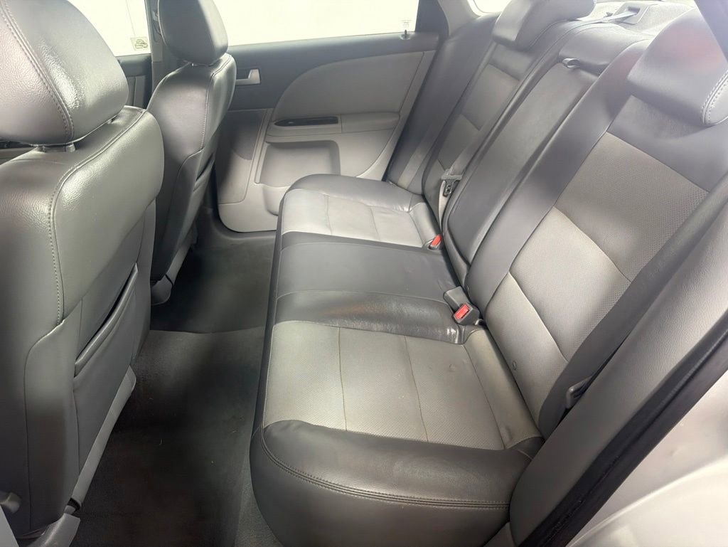 Used 2005 Mercury Montego Premier AWD/4WD image 30