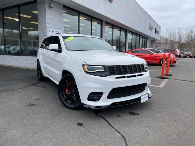 Used 2019 Jeep Grand Cherokee SRT image 3