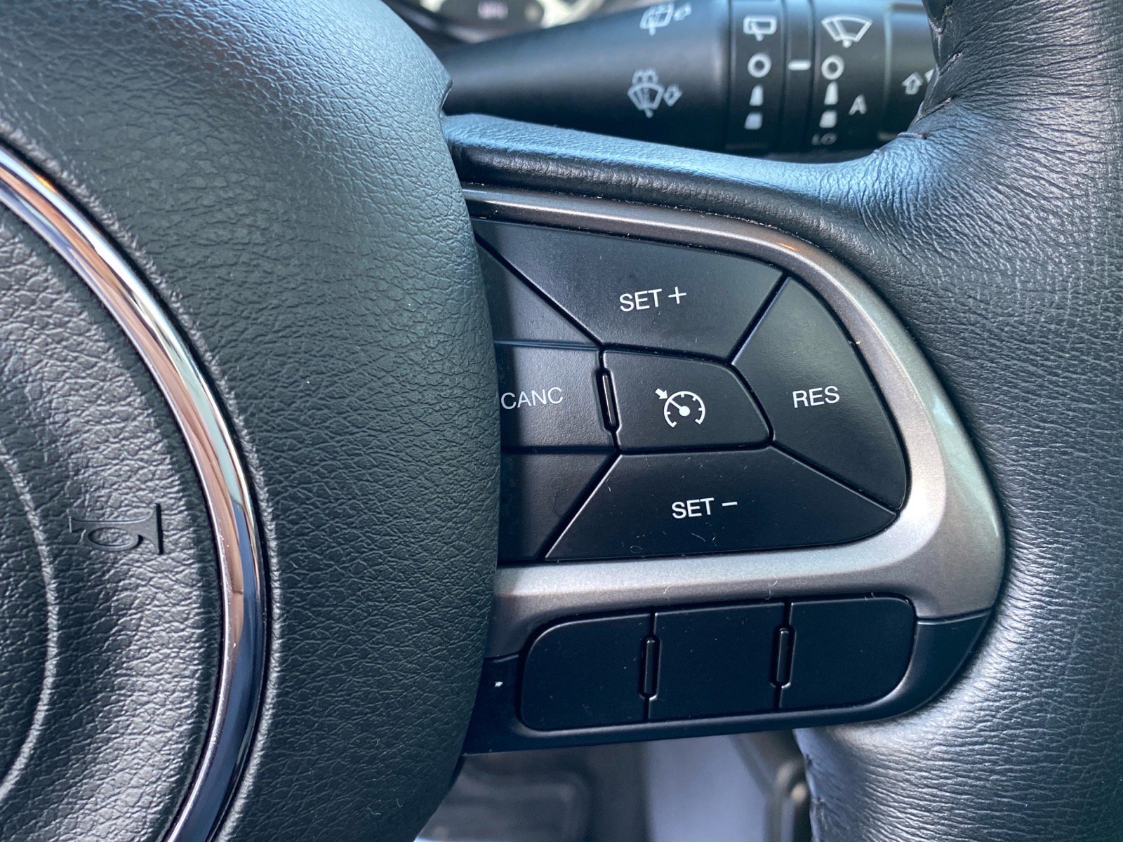 Used 2022 Jeep Renegade Latitude w/ Sun/Sound Group image 18