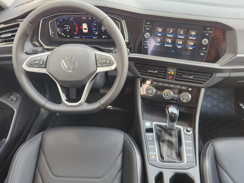 Used 2022 Volkswagen Jetta SEL image 27
