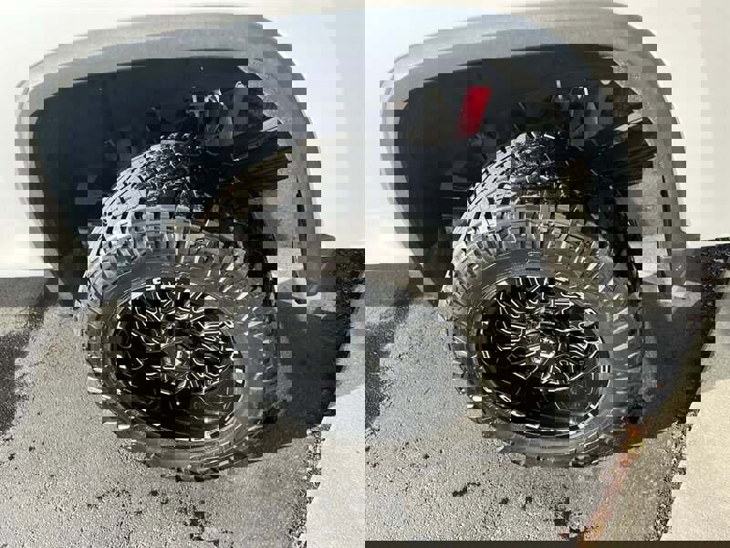 Used 2020 Chevrolet Silverado 3500 High Country w/ Z71 Off-Road Package image 17