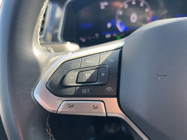 Used 2024 Volkswagen Tiguan SE image 31