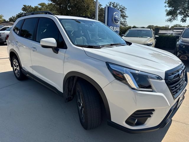 Certified 2024 Subaru Forester Premium AWD/4WD image 1